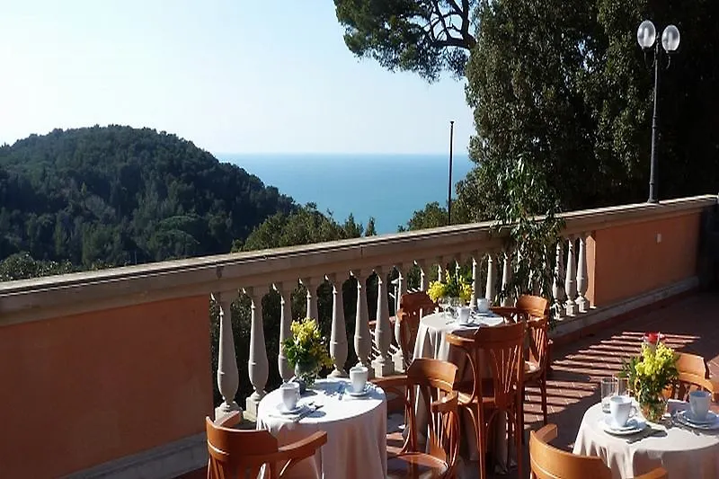 Hotel La Vedetta Ливорно