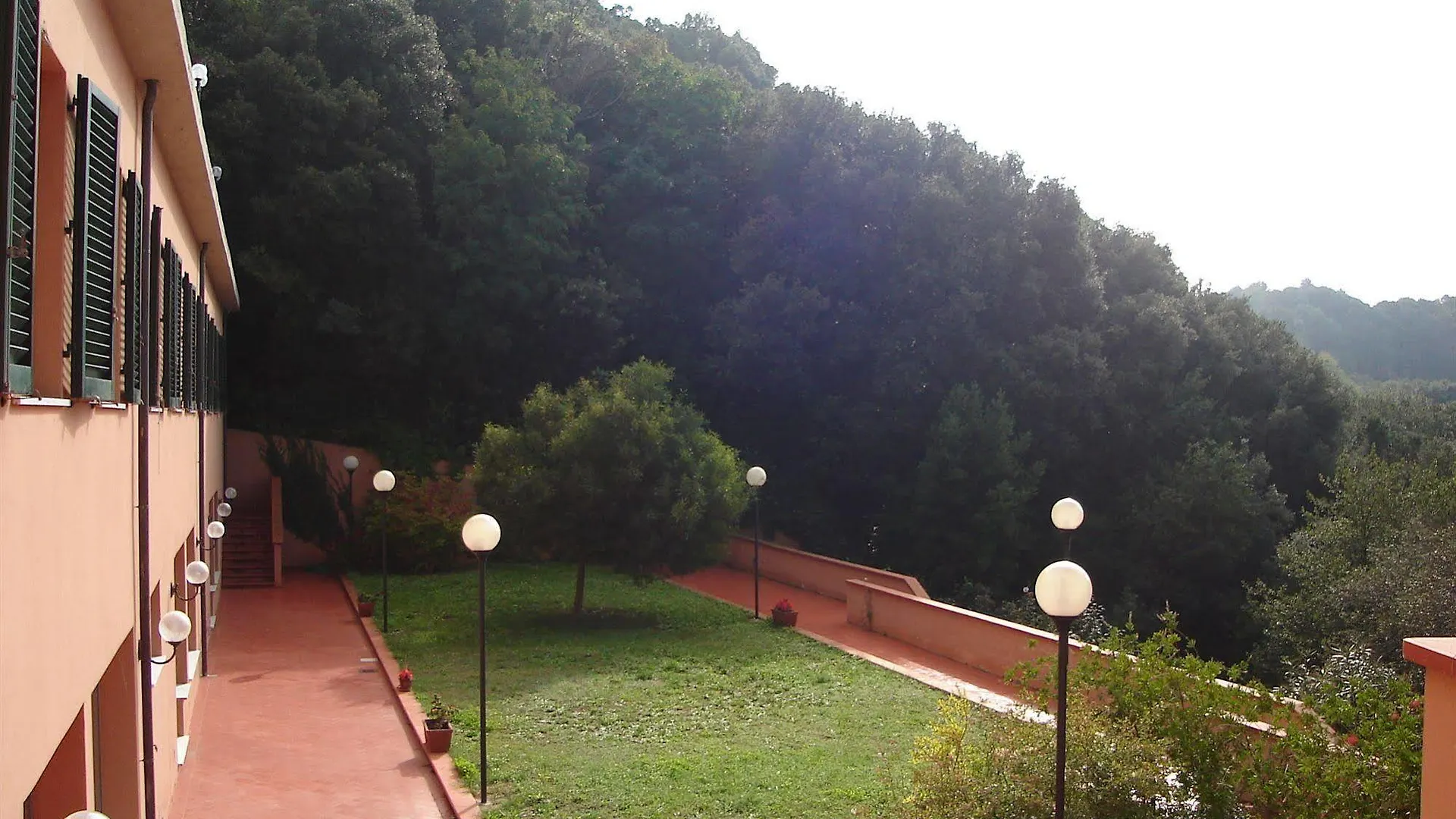 Hotel La Vedetta Ливорно